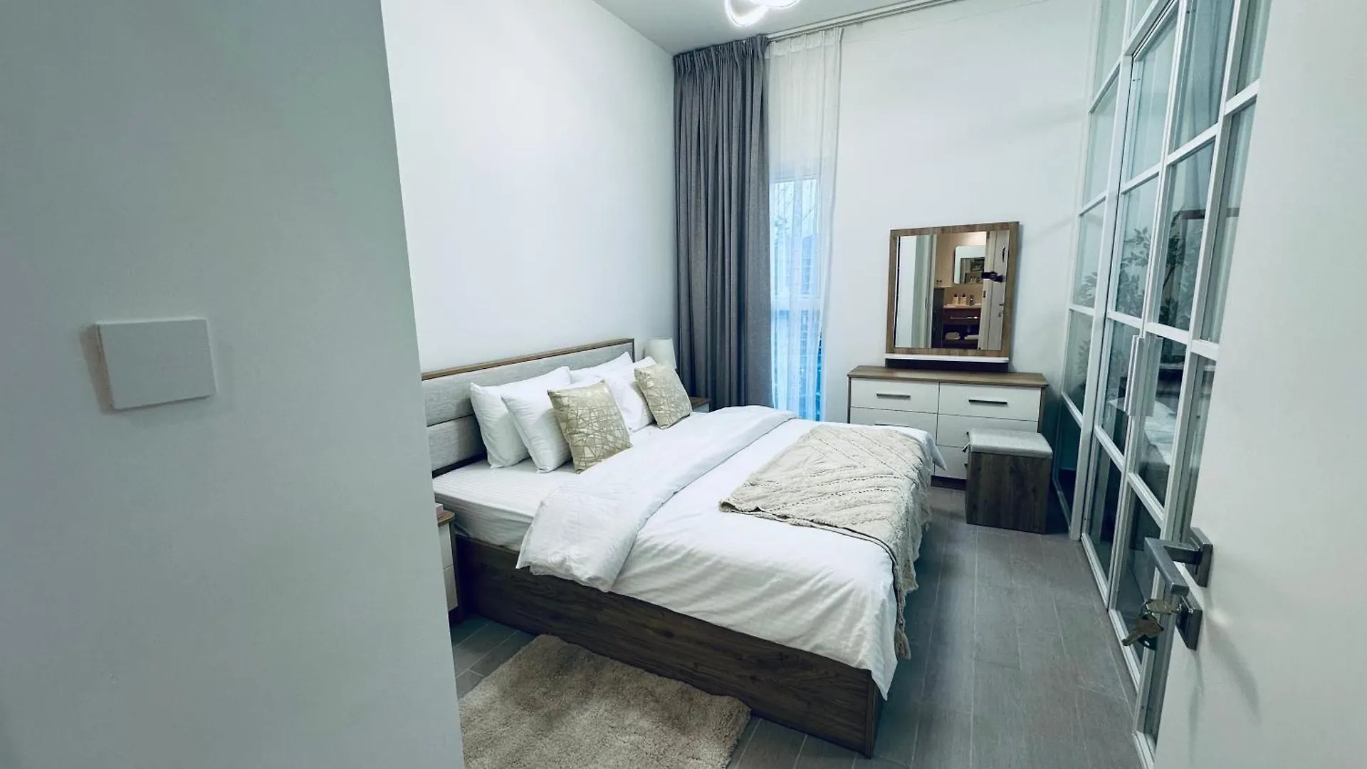Brand New Golf View - Luxe Nest At Dubai Hills One Bedroom Apartment 0*,  United Arab Emirates